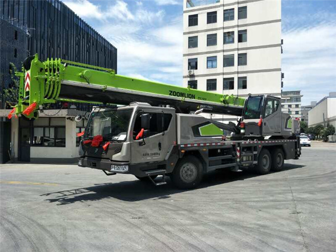舞钢市随车吊师傅告诉你租赁随车吊车如何区分吨位